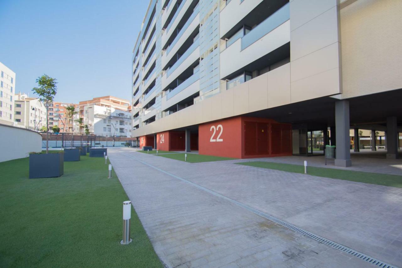 Enjoygranada Arabial 5A - Pool & Free Parking Apartment Exterior photo